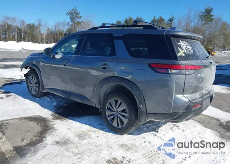 2025 Nissan Pathfinder Sv 4Wd z USA, uszkodzony, nr VIN 5N1DR3BC1SC209728